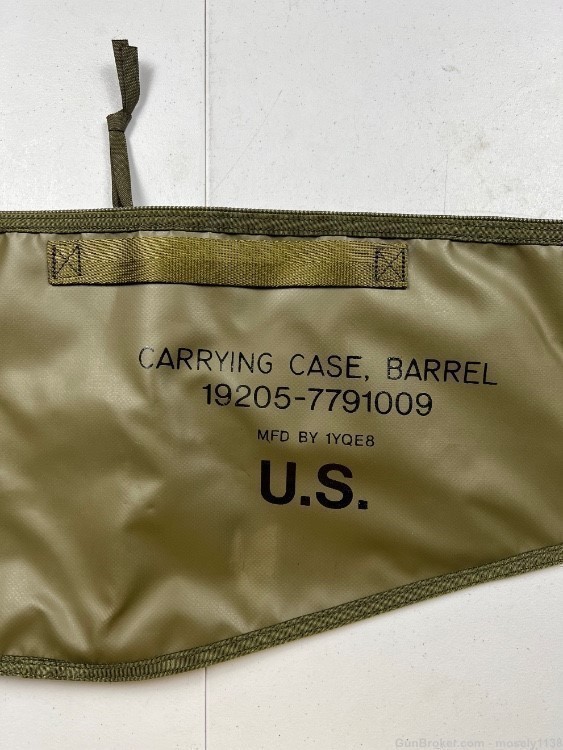 US Military barrel case excellent condition -img-2