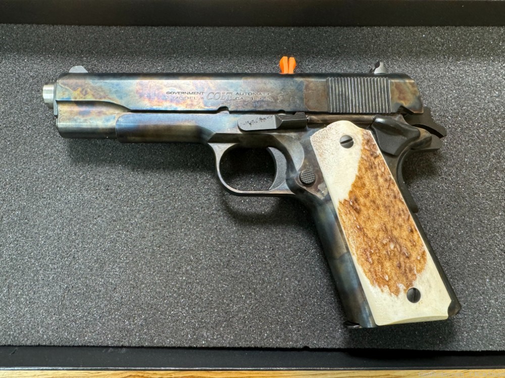 Colt 1911 Vintage Series #111 of 300 Made Case Hardened Stag Grips LOOK!-img-8