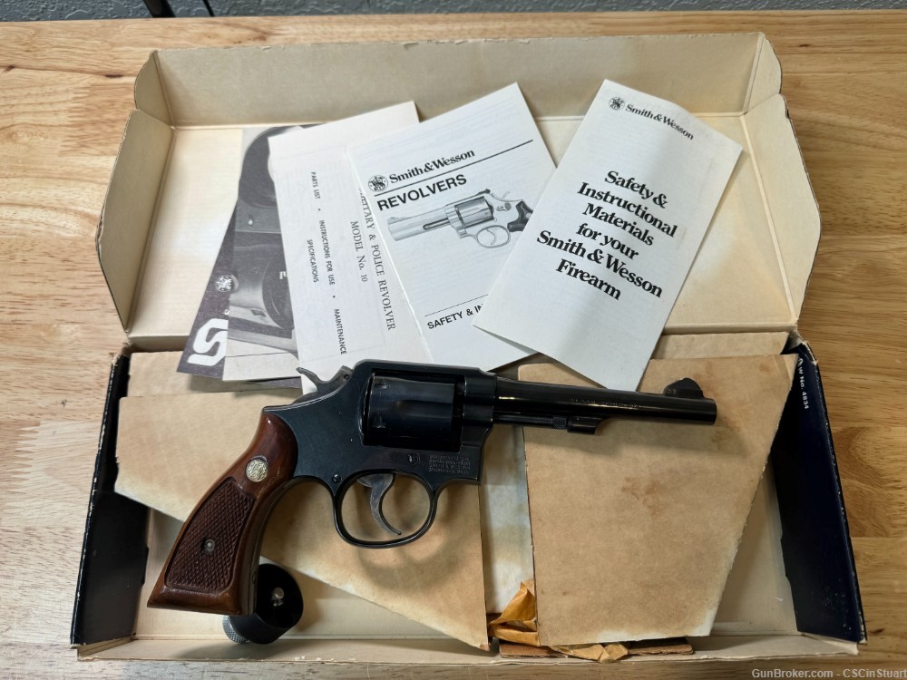 S&W Smith & Wesson Model 10-6 Revolver . 38 Special WITH Box!-img-0