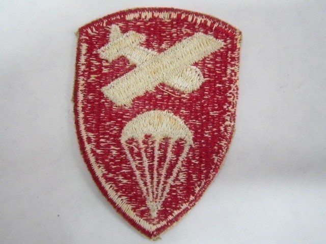 original ww2 Airborne Command shoulder patch-img-1