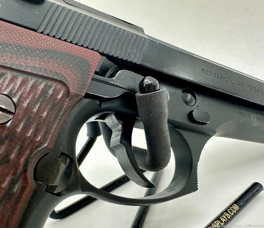 Beretta 96G .40 S&W Semi-Auto Pistol w/o Mag-img-7