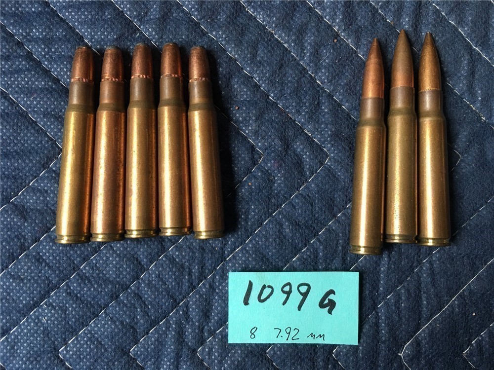 1099g] 8 Rnds Vintage 7.92 MM Military WWII 1942 Ammunition Soft Point FMJ-img-0