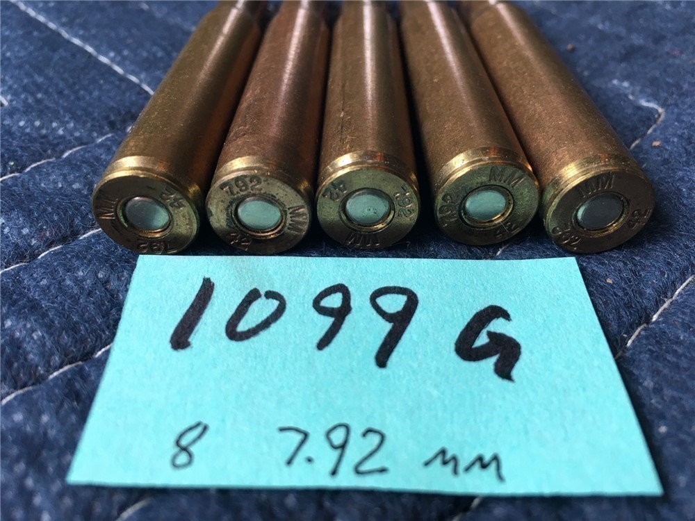 1099g] 8 Rnds Vintage 7.92 MM Military WWII 1942 Ammunition Soft Point FMJ-img-1