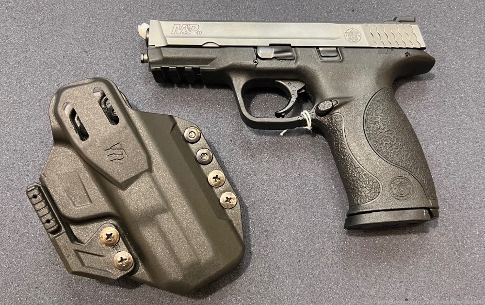 SMITH & WESSON M&P 40 S&W .40 W/holster-img-0