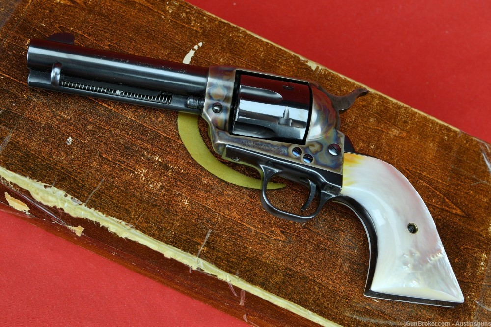 MINTY, EARLY 3rd Gen Colt Single Action Army - .45 - *REAL MOTHER OF PEARL*-img-54
