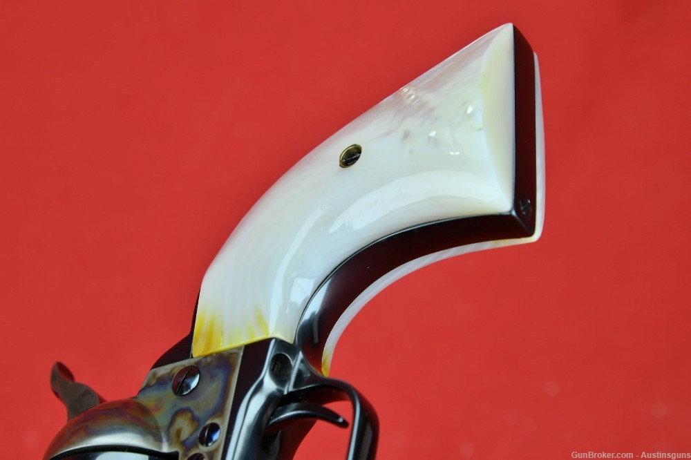 MINTY, EARLY 3rd Gen Colt Single Action Army - .45 - *REAL MOTHER OF PEARL*-img-38