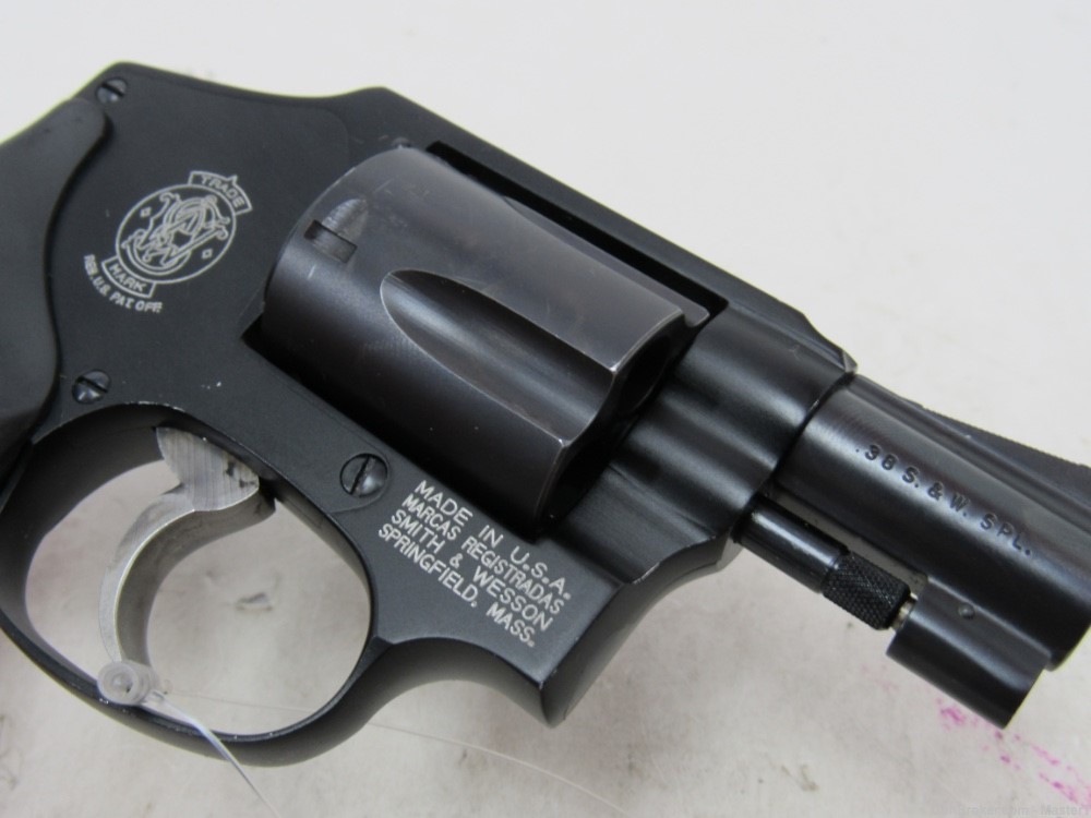 Smith & Wesson model 442 Pre-Lock 38 spl Mfg 1993 No Reserve-img-12