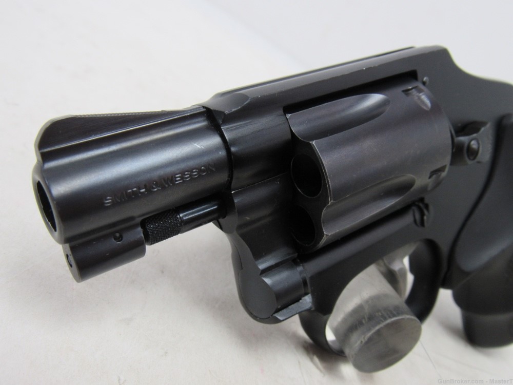 Smith & Wesson model 442 Pre-Lock 38 spl Mfg 1993 No Reserve-img-1