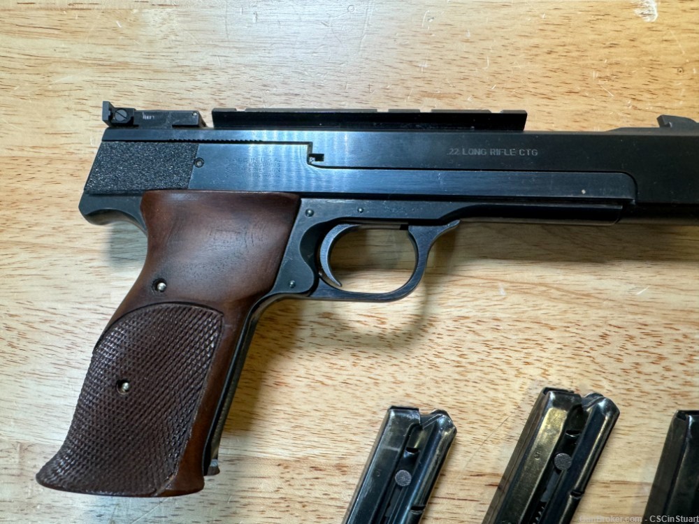 Smith & Wesson Model 41 Pistol w/ 3 Magazines, Scope Mount-img-2