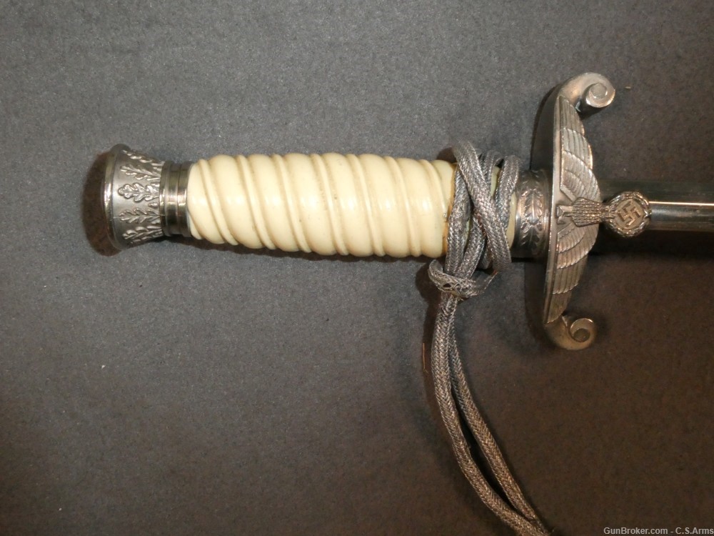 Excellent, WWII, German Army Officer's Heer Dagger w/Hanger & Portapee-img-3