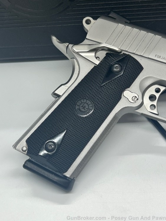 Like New TAURUS PT-1911 45 ACP 1-191109-SS1 Rail 1911Stainless -img-6