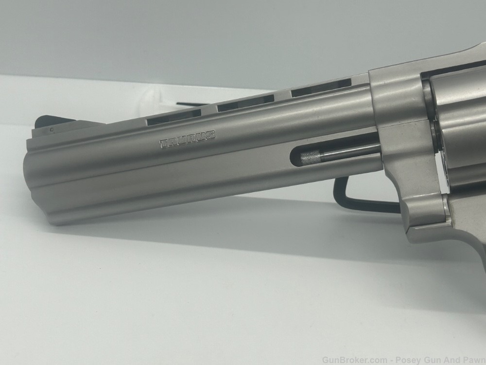 Like New Taurus M44 .44 Magnum Revolver 6.5” Ported Matte Stainless 6-Shot-img-2
