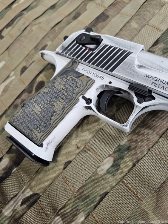 MAGNUM RESEARCH DESERT EAGLE .50 WHITE DISTRESSED 6"-img-5