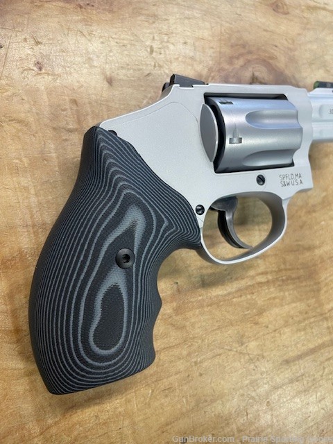 Smith & Wesson 632UC 32 H&R Mag Lipsey's Exclusive NEW-img-6