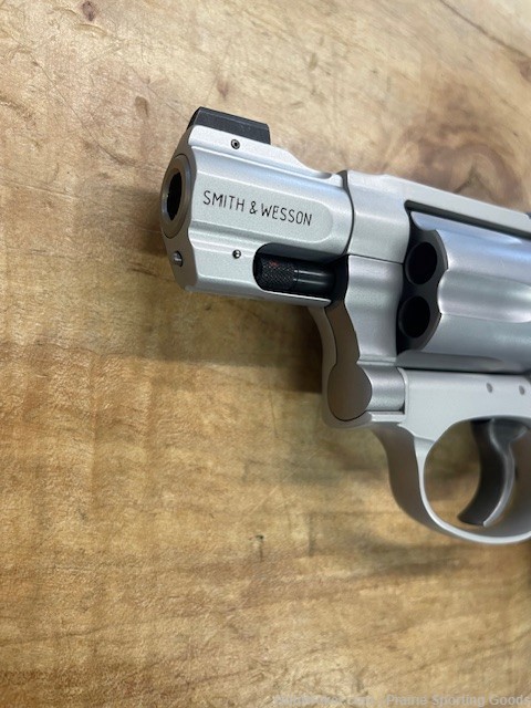 Smith & Wesson 632UC 32 H&R Mag Lipsey's Exclusive NEW-img-4