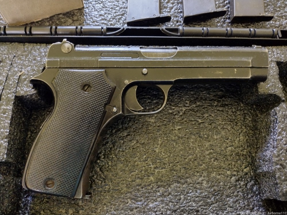 SACM 1935A 32 Semi Auto Pistol SIG P210 1911 w mags & ammo-img-17