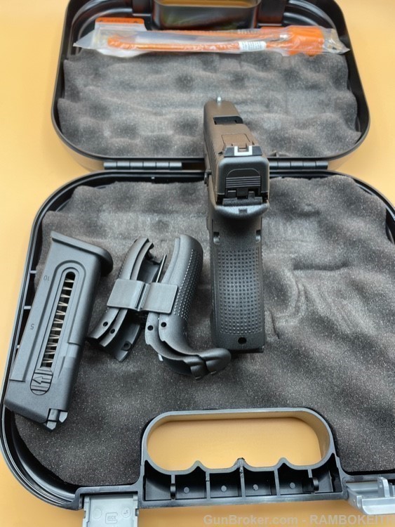 GLOCK 44 .22LR-img-1