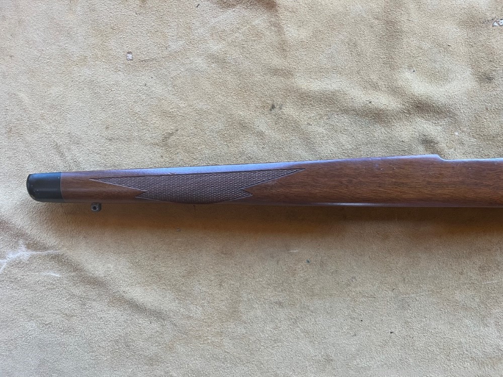 Ruger M77  Wood Stock Short Action -img-4