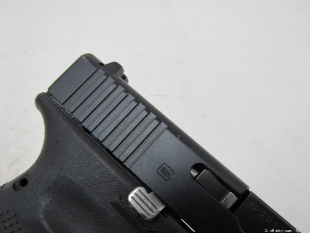 Glock 17 Gen 5 w/Backstraps 9mm $.01 Start No Reserve-img-17