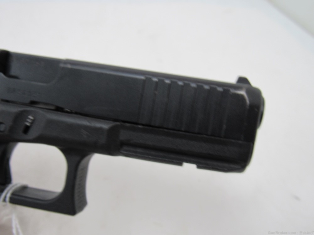 Glock 17 Gen 5 w/Backstraps 9mm $.01 Start No Reserve-img-15