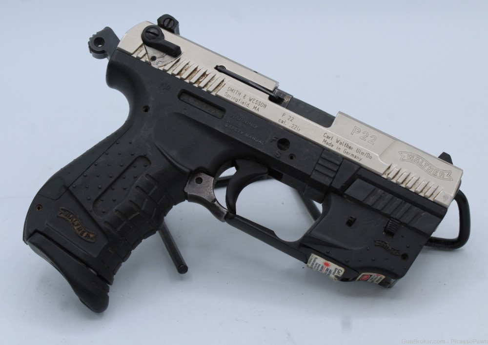 WALTHER P22 W/ INTERGRATED LASER AND ONE 10 RD MAGAZINE-img-1