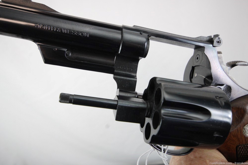 Smith & Wesson Pre-Model 29, 4-Screw in 44 Mag - 4" Barrel & Presentation-img-22