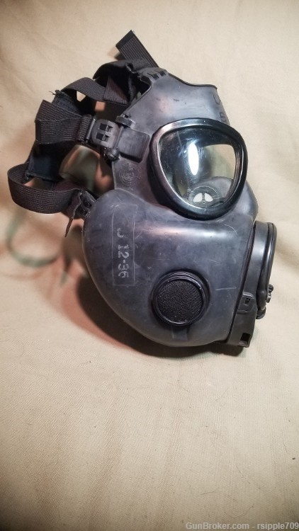M17A2 Gas Mask size Small-img-1