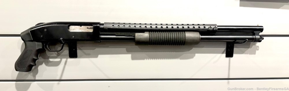 Mossberg 500A Pump Action 20" barrel, heat shield, pistol grip, 7 round-img-1