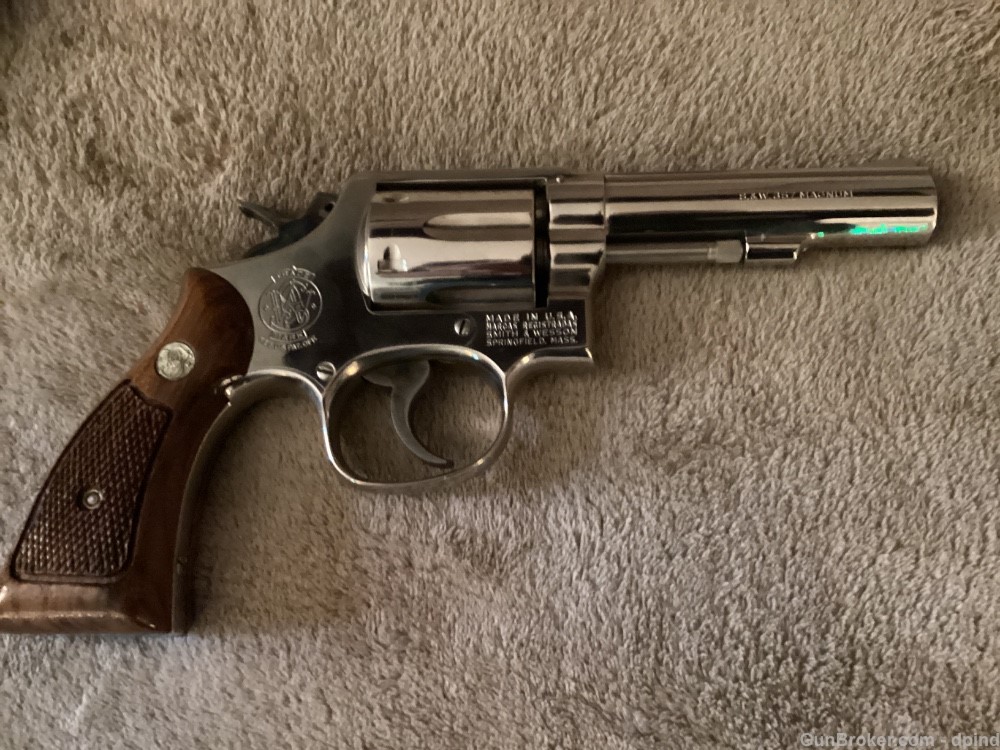 Smith and Wesson model 13-2-img-3