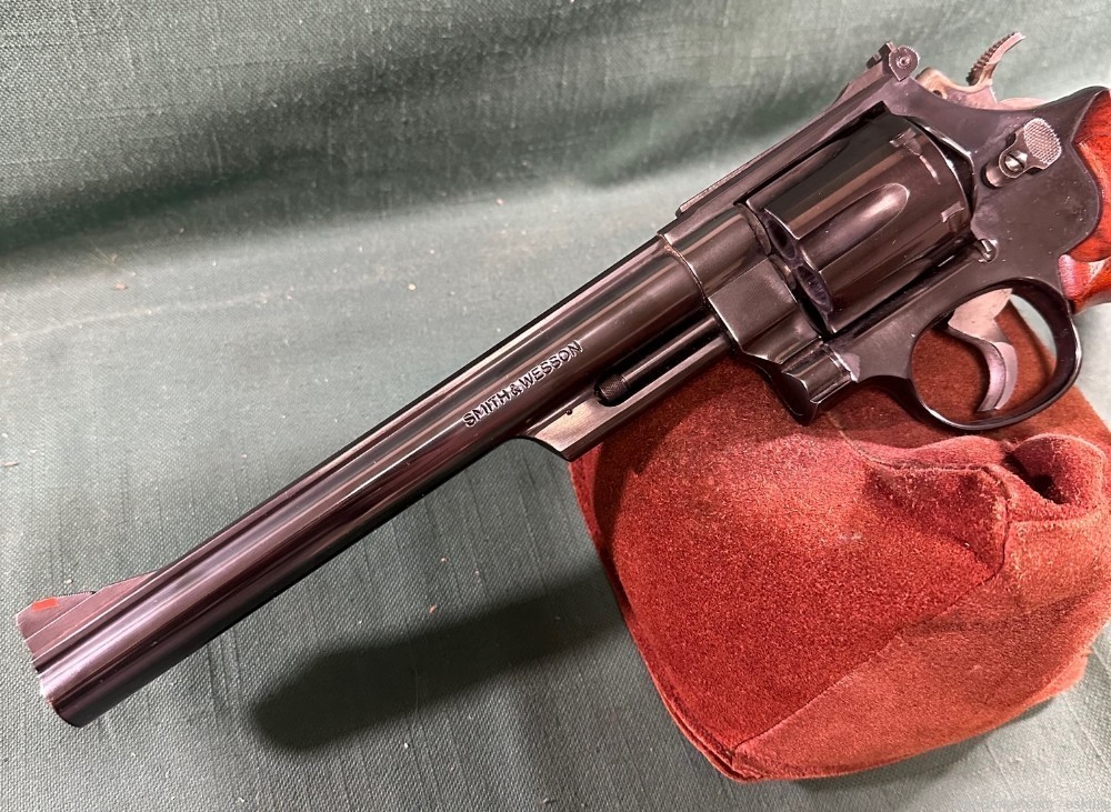 Smith & Wesson 25-5, used, 45 Colt caliber, 8.5 inch blued barrel, 6 shot -img-1
