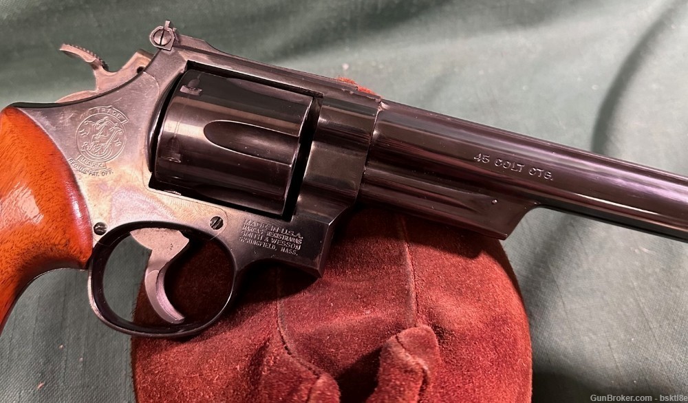 Smith & Wesson 25-5, used, 45 Colt caliber, 8.5 inch blued barrel, 6 shot -img-3