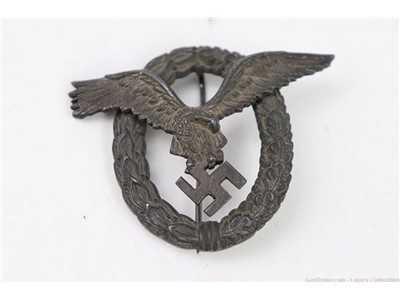 WWII Luftwaffe pilot badge. Marked C.E Juncker Berlin S.W68
