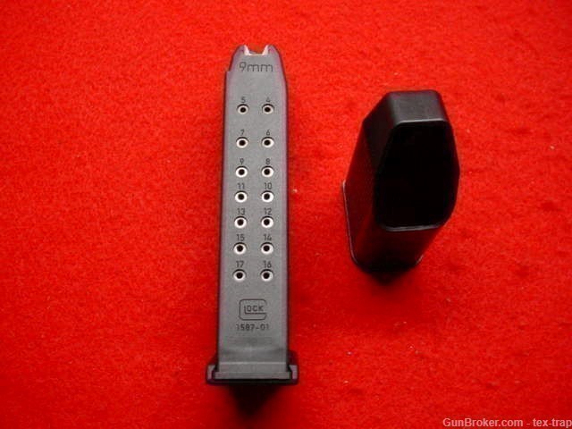 Glock 17- Gen. 4- 9mm Magazine- 17 rd. w/Loader - Nice !-img-1