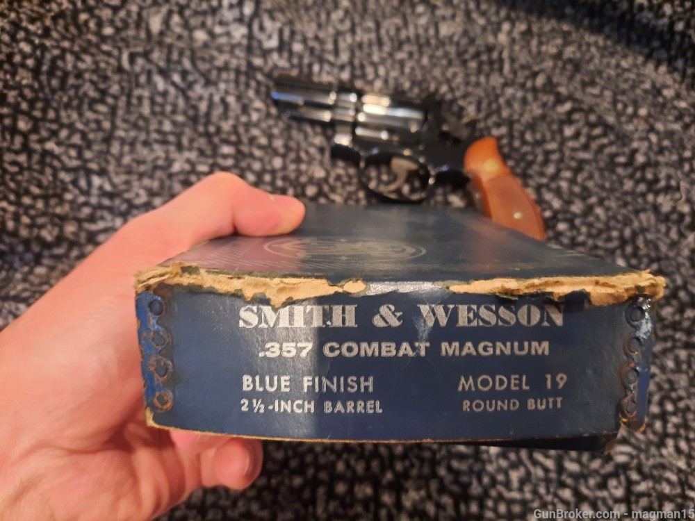 Smith & Wesson S&W Model 19-3 .357 The Combat Magnum 2.5" Revolver RARE-img-12