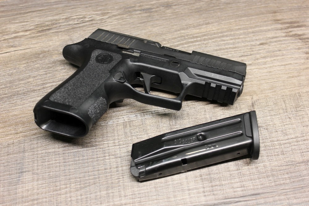 Sig Sauer P320 X-Compact Optic Ready 9mm pistol! -img-6