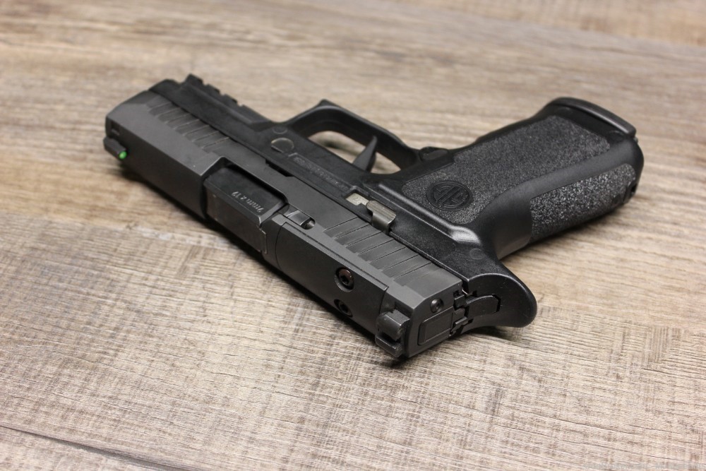 Sig Sauer P320 X-Compact Optic Ready 9mm pistol! -img-8