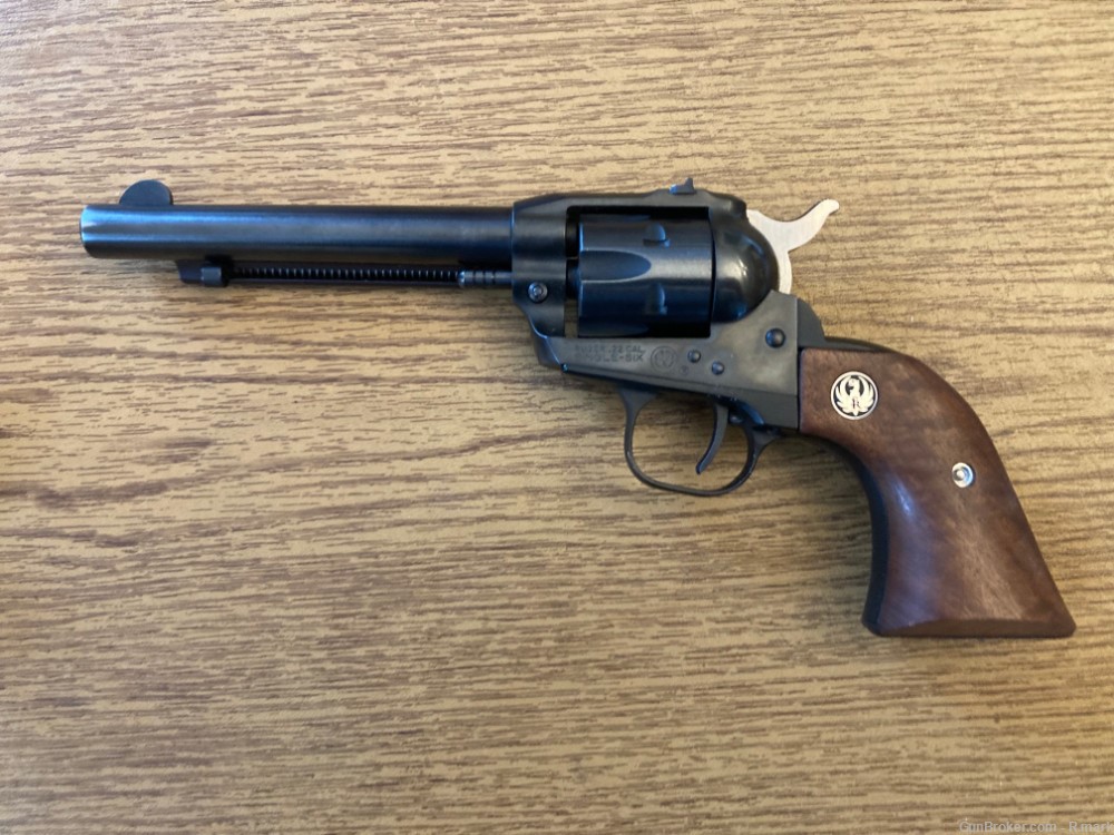 Old (3-Screw) Ruger Single Six Convertible 22LR / 22WMR with 5.5" Barrel-img-2