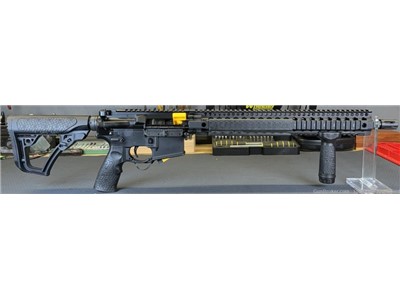 NEW Daniel Defense DDM4V9 Carbine 5.56 .223 AR15 PENNY AUCTION NO RES.