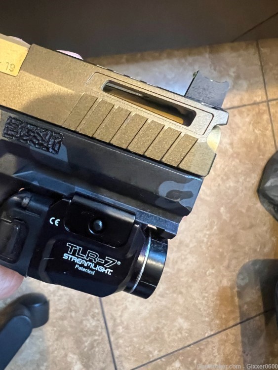 SIG SAUER P320 X-CARRY CUSTOM,  WITH EXTRAS -img-2