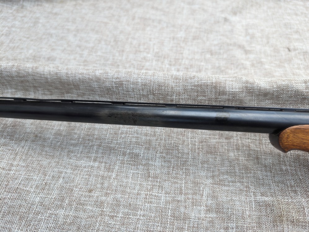 Mossberg bolt action .410 Model 183D engraved, checkered, vent rib-img-8