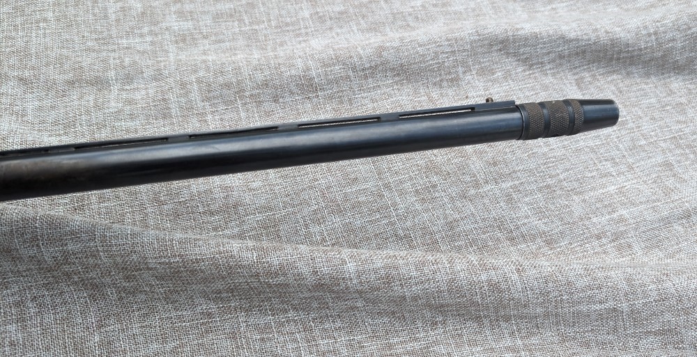 Mossberg bolt action .410 Model 183D engraved, checkered, vent rib-img-15