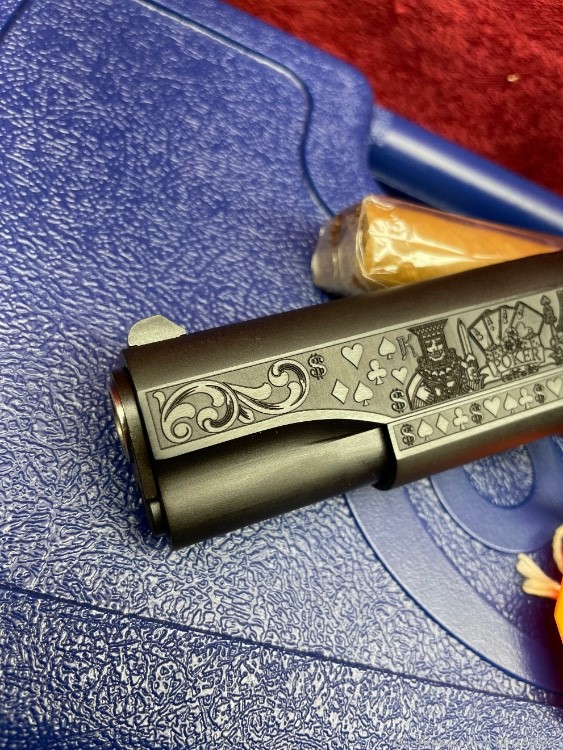 NIB Colt 1911 Government 45 acp Stunning Engraved Gambler!-img-1