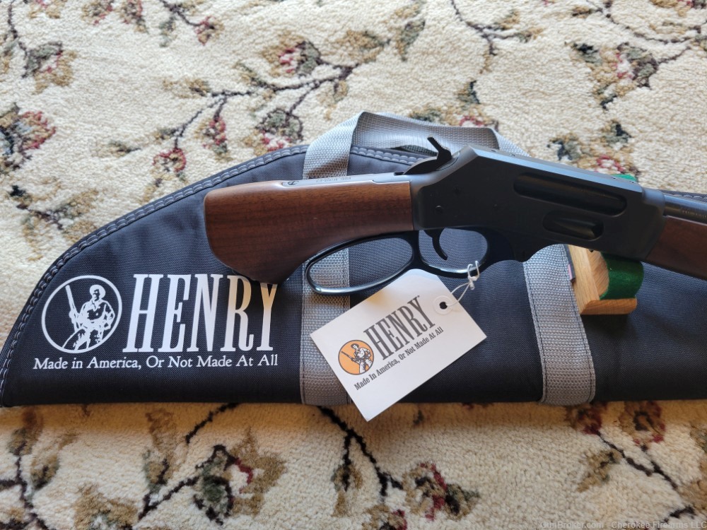 Henry Axe .410 Lever action shotgun w/ Henry Case. NIB-img-2