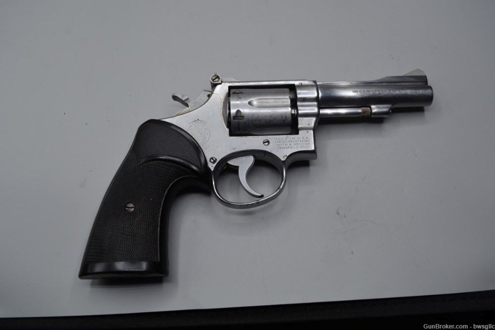 Smith  Wesson Model 67 in 38 Spl-img-2