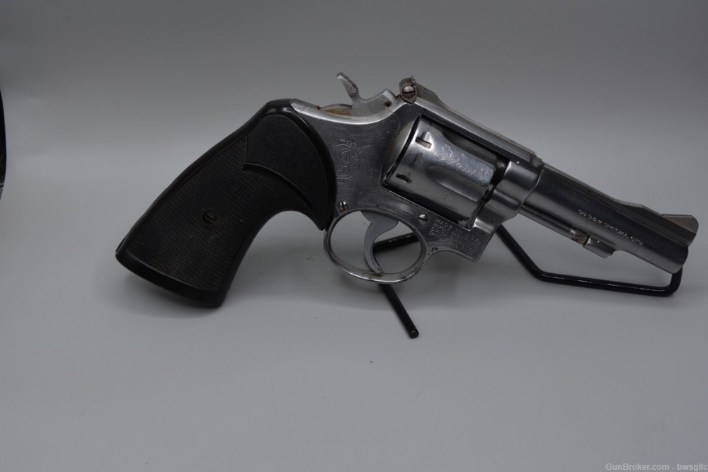 Smith  Wesson Model 67 in 38 Spl-img-1
