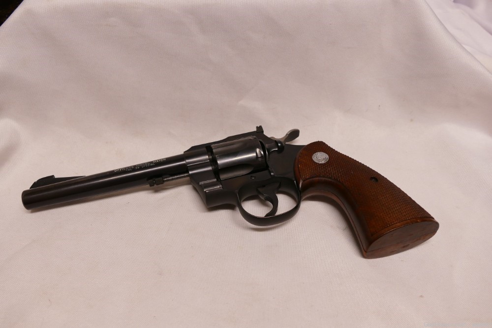 Colt Officers Model Match Revolver cal. 38 SPL-img-15