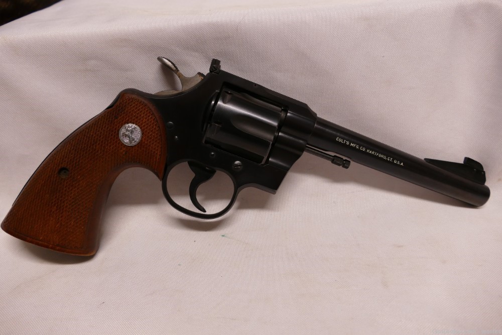 Colt Officers Model Match Revolver cal. 38 SPL-img-4