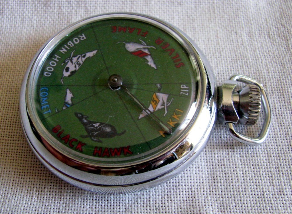 FINE GREY HOUND RACING POCKET WATCH SIZE VINTAGE MECHANICAL GAMBLING DEVICE-img-0