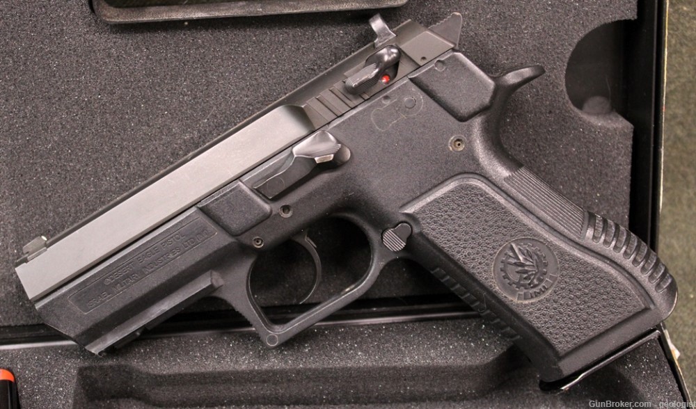 Magnum Research Baby Desert Eagle .40 S&W with box, 2 mags MR94133RSL IMI-img-1