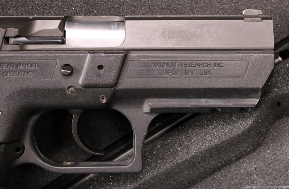 Magnum Research Baby Desert Eagle .40 S&W with box, 2 mags MR94133RSL IMI-img-12